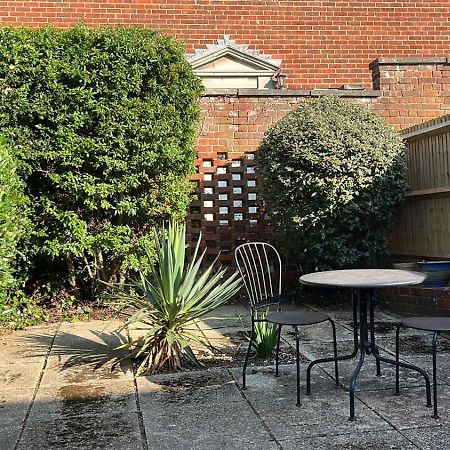 Kings Field Maisonette Eastleigh Esterno foto