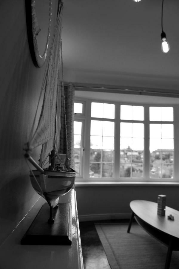 Kings Field Maisonette Eastleigh Esterno foto
