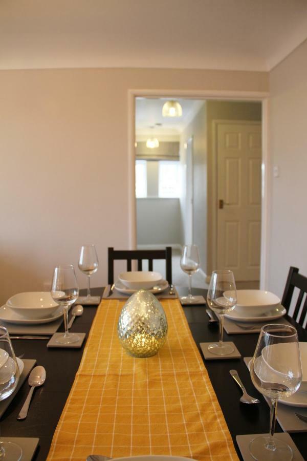 Kings Field Maisonette Eastleigh Esterno foto